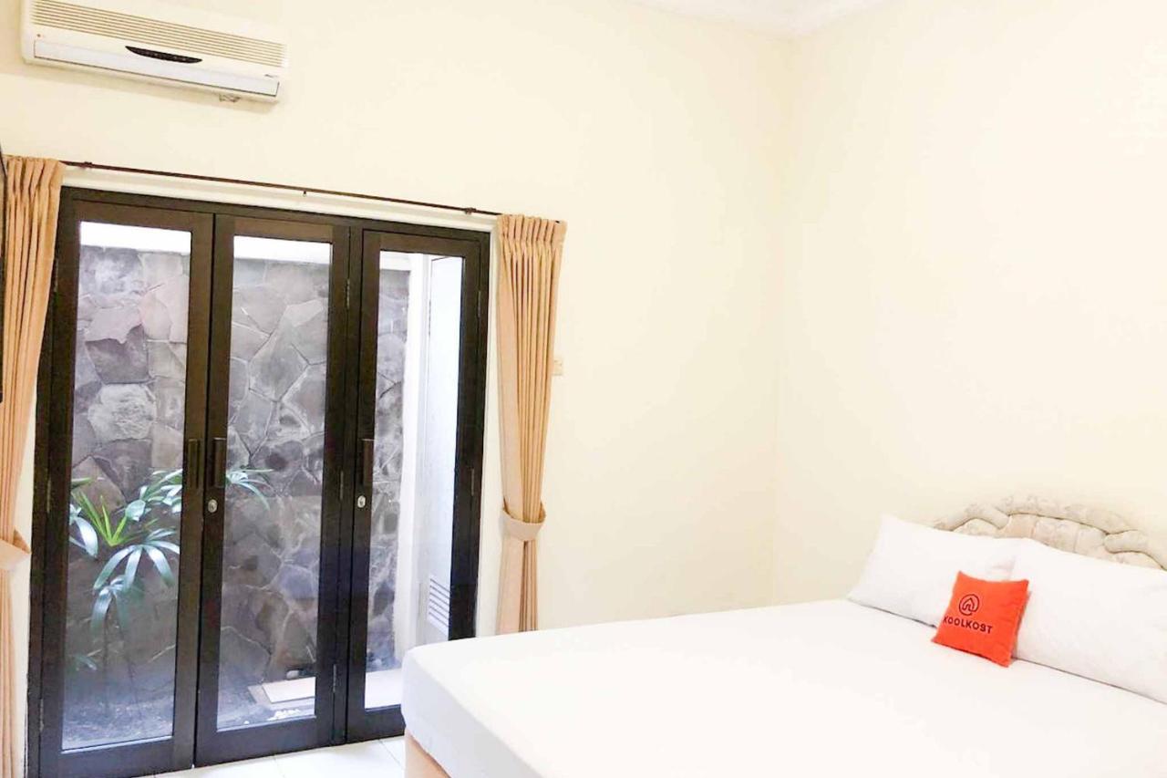 Koolkost @ Raya Ngagel Otel Surabaya Dış mekan fotoğraf