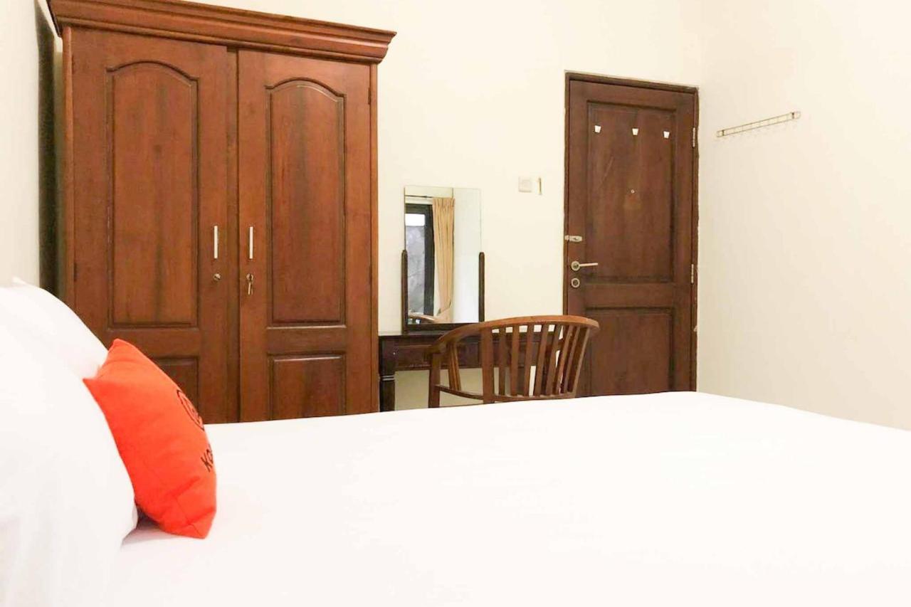 Koolkost @ Raya Ngagel Otel Surabaya Dış mekan fotoğraf