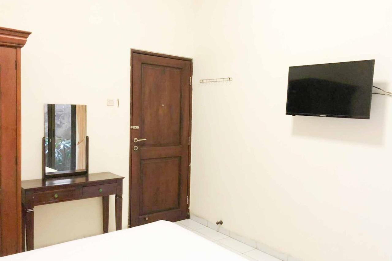 Koolkost @ Raya Ngagel Otel Surabaya Dış mekan fotoğraf