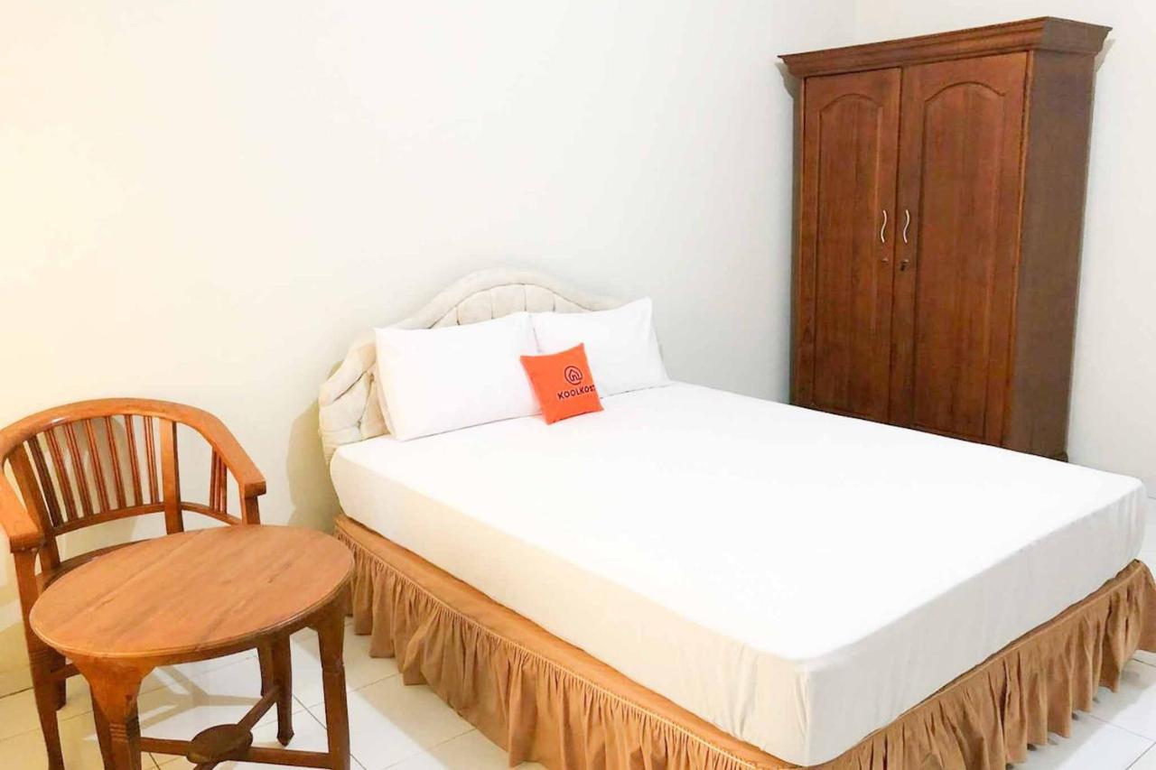 Koolkost @ Raya Ngagel Otel Surabaya Dış mekan fotoğraf