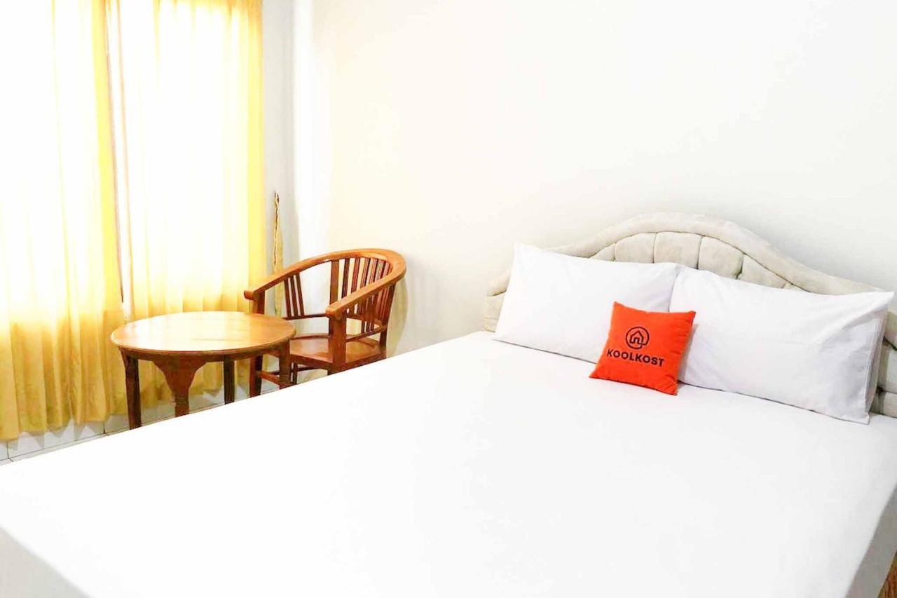 Koolkost @ Raya Ngagel Otel Surabaya Dış mekan fotoğraf