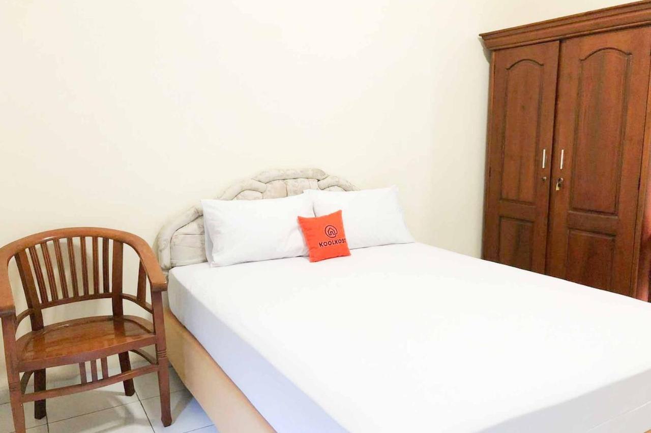 Koolkost @ Raya Ngagel Otel Surabaya Dış mekan fotoğraf