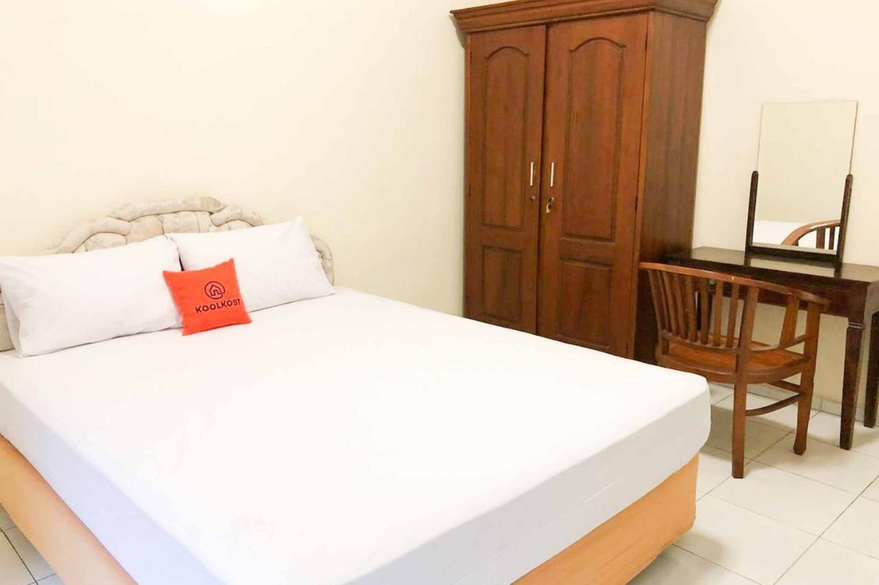 Koolkost @ Raya Ngagel Otel Surabaya Dış mekan fotoğraf